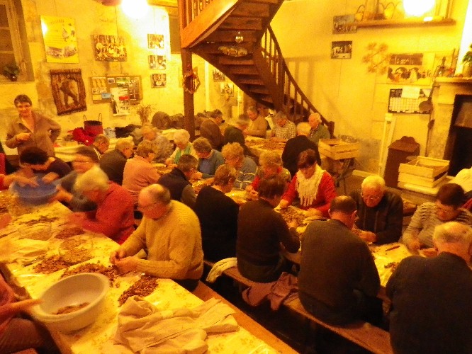 Grosse assemblée à l'écalage